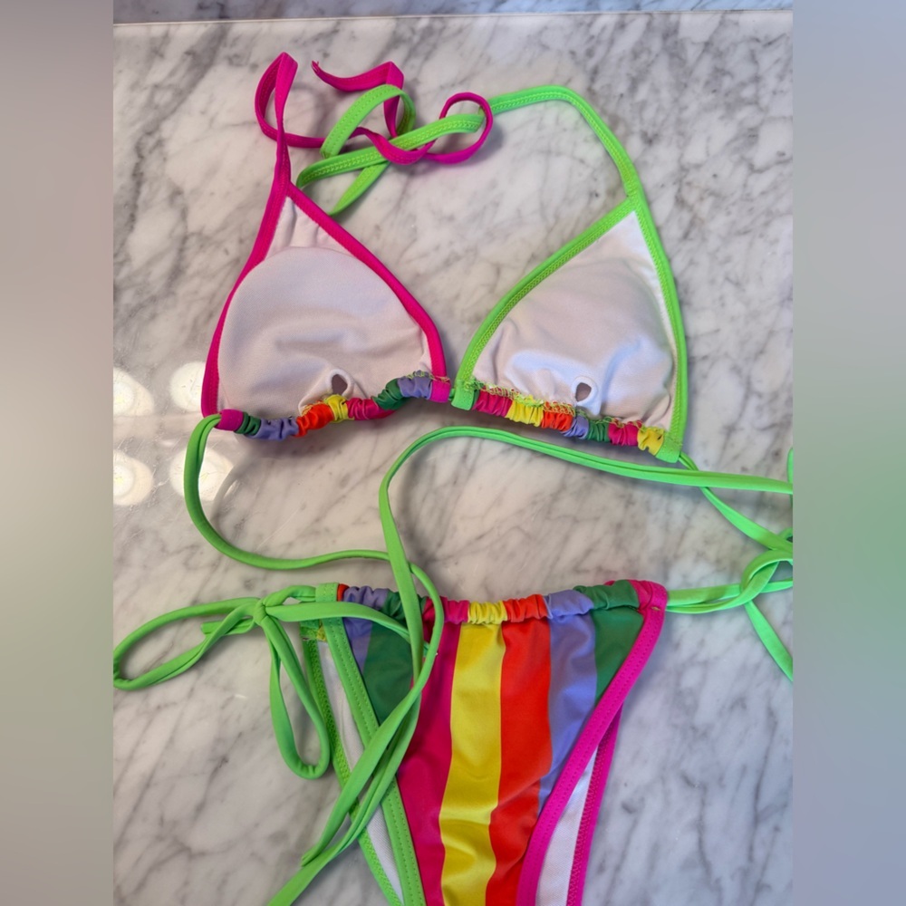 Colorful Striped Bikini Set - Picture 4 of 4
